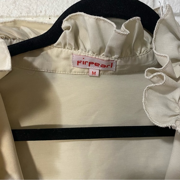 Ruffle Neck Vintage Style Blouse Cream Ivory Ruffly Wrist Button Down Up sm flaw - Picture 9 of 12